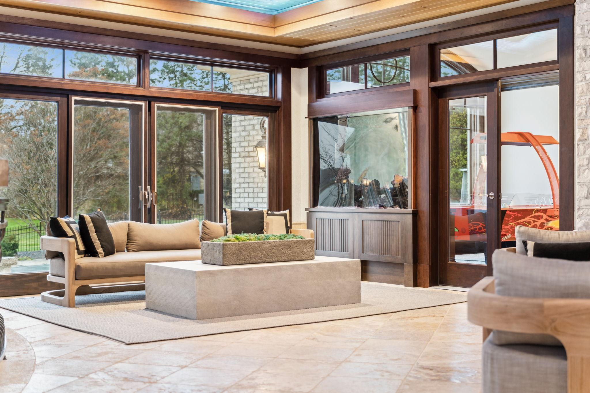 1492 Hunter Drive