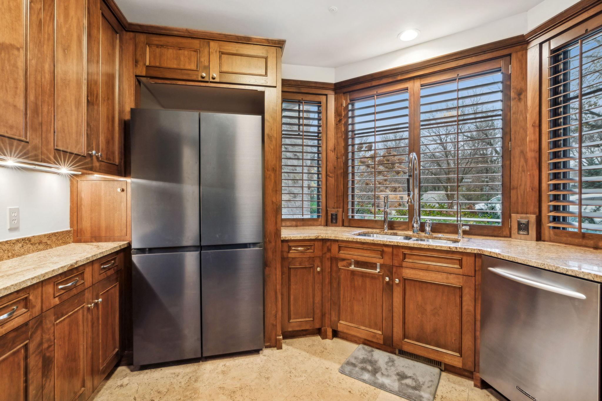 1492 Hunter Drive