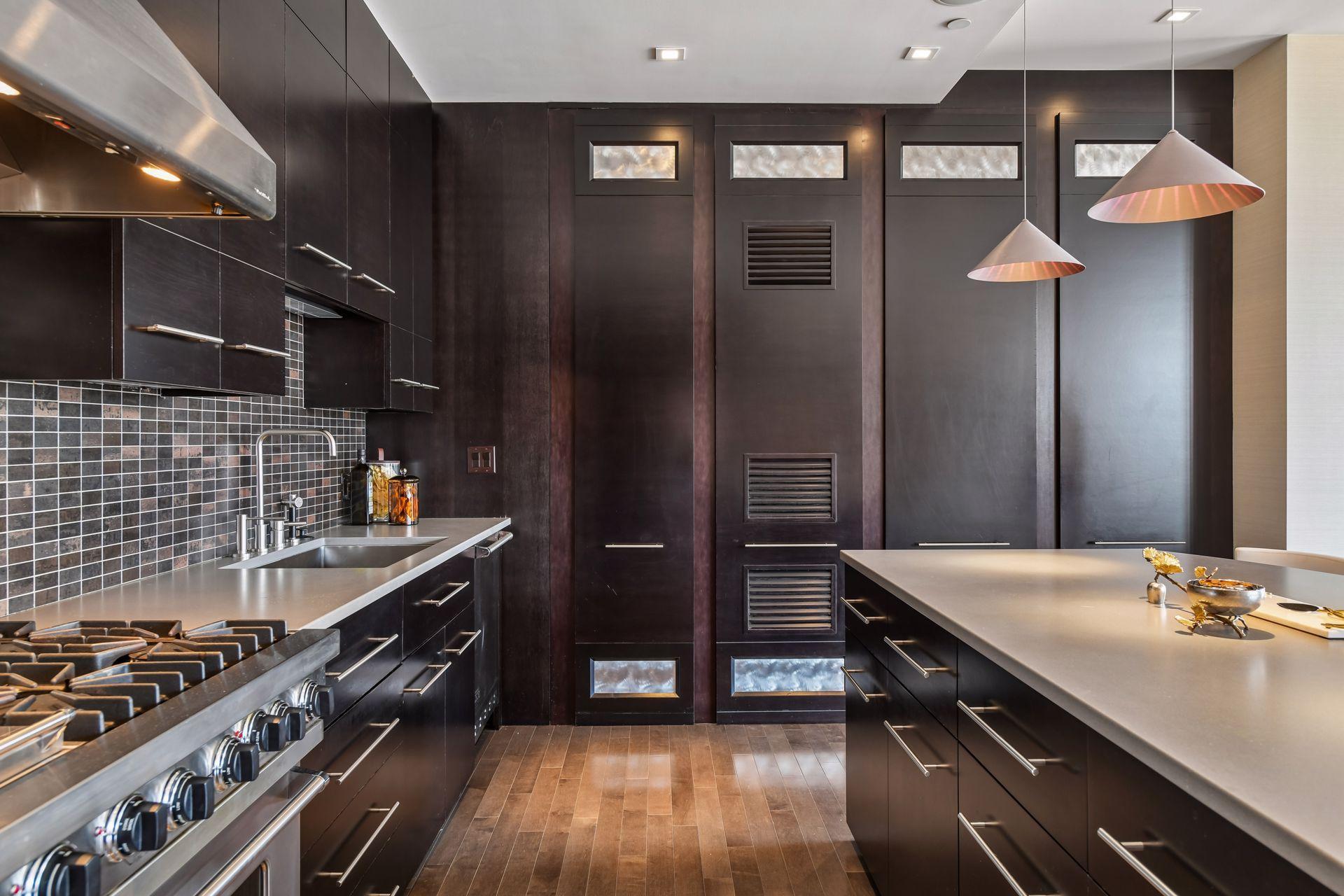 201 S 11th Street Unit: 1120