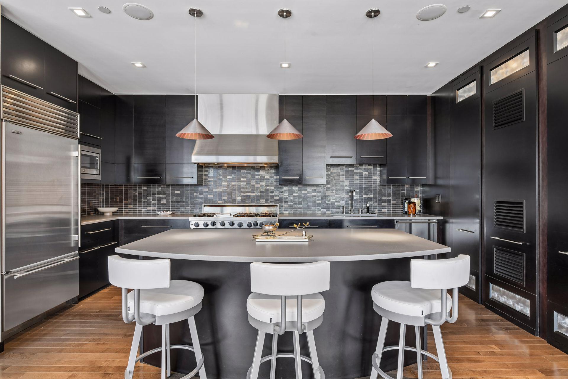 201 S 11th Street Unit: 1120