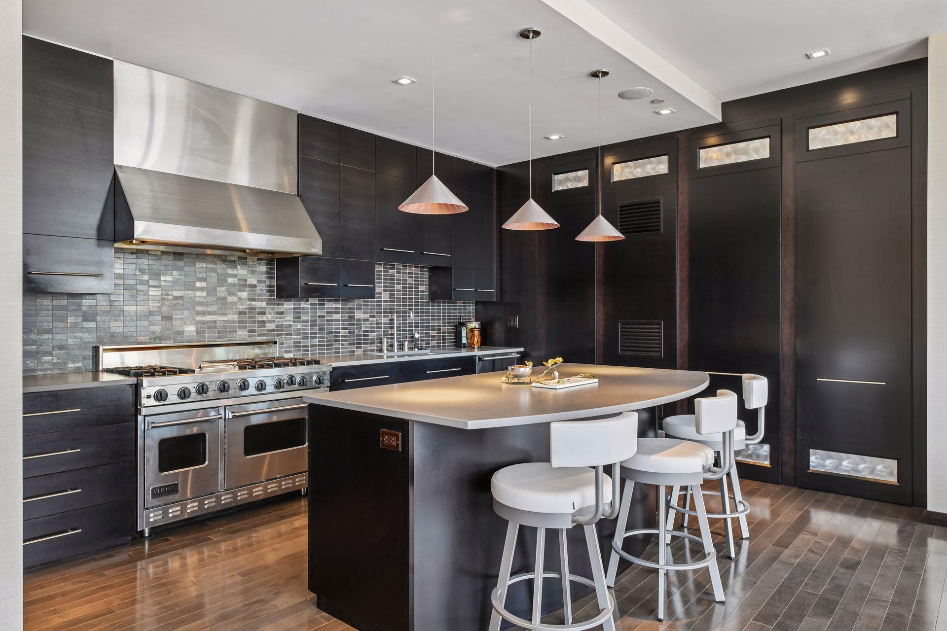 201 S 11th Street Unit: 1120