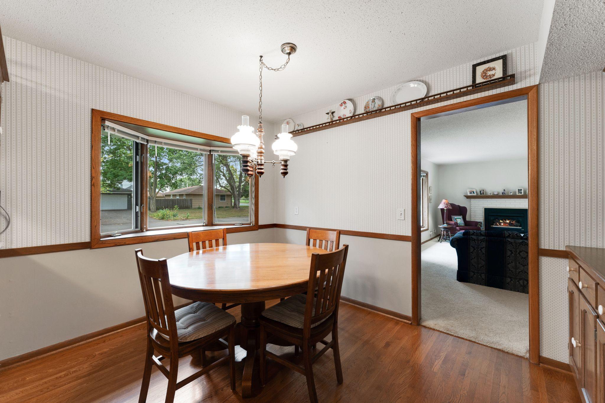 10940 Chowen Avenue S