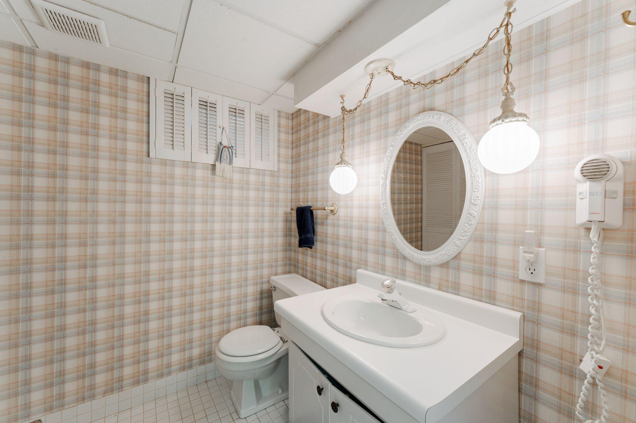 10940 Chowen Avenue S