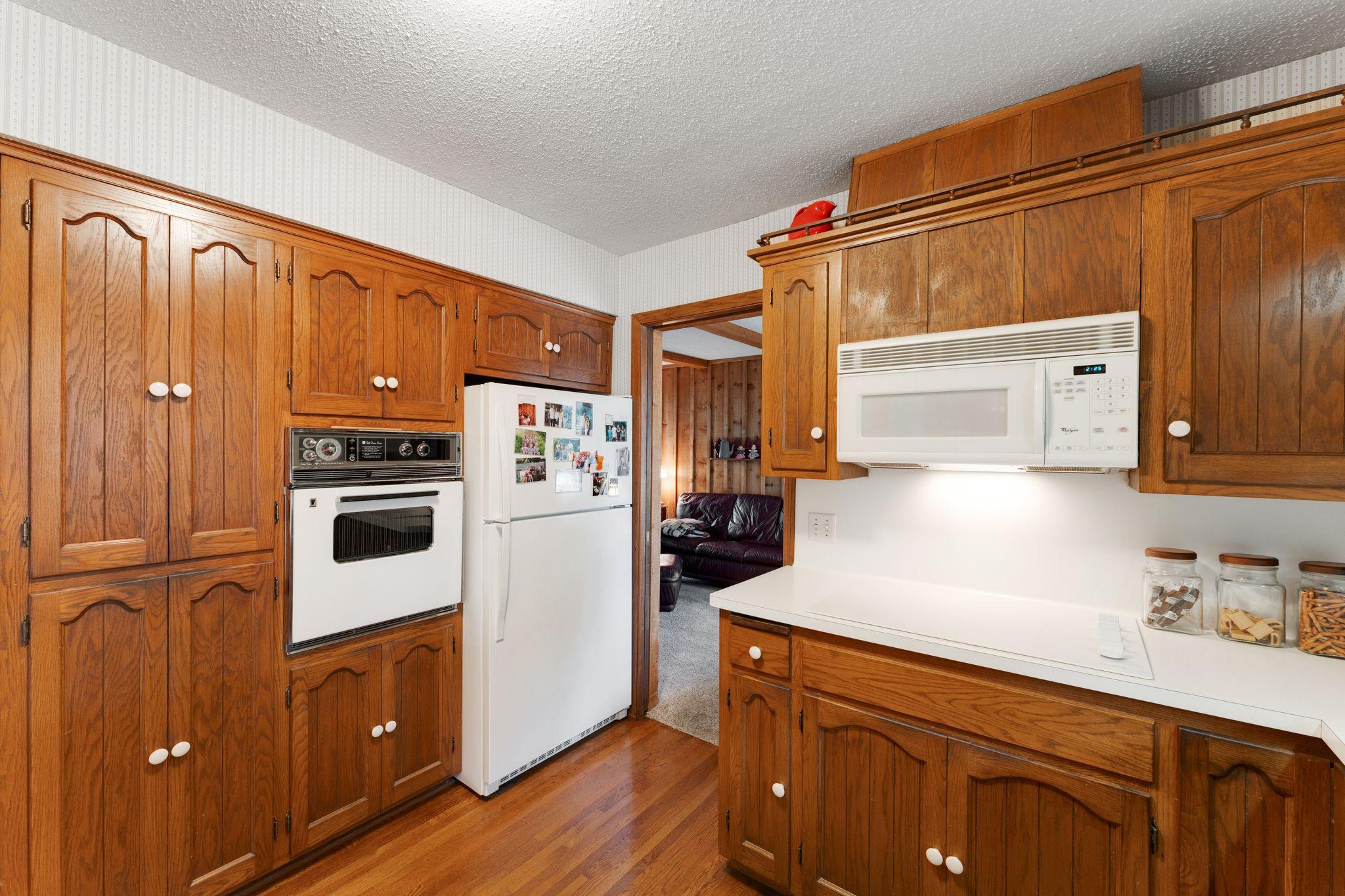 10940 Chowen Avenue S