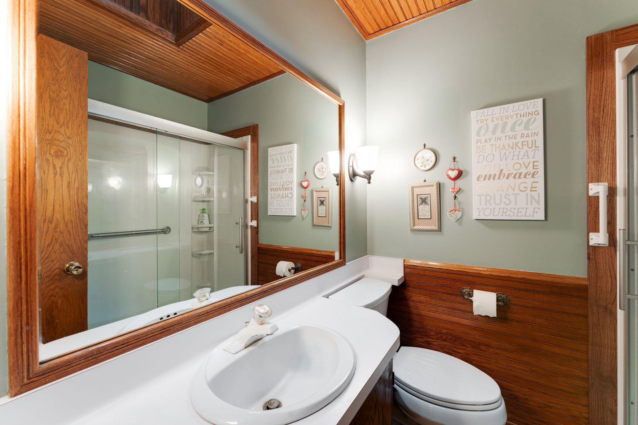 10940 Chowen Avenue S