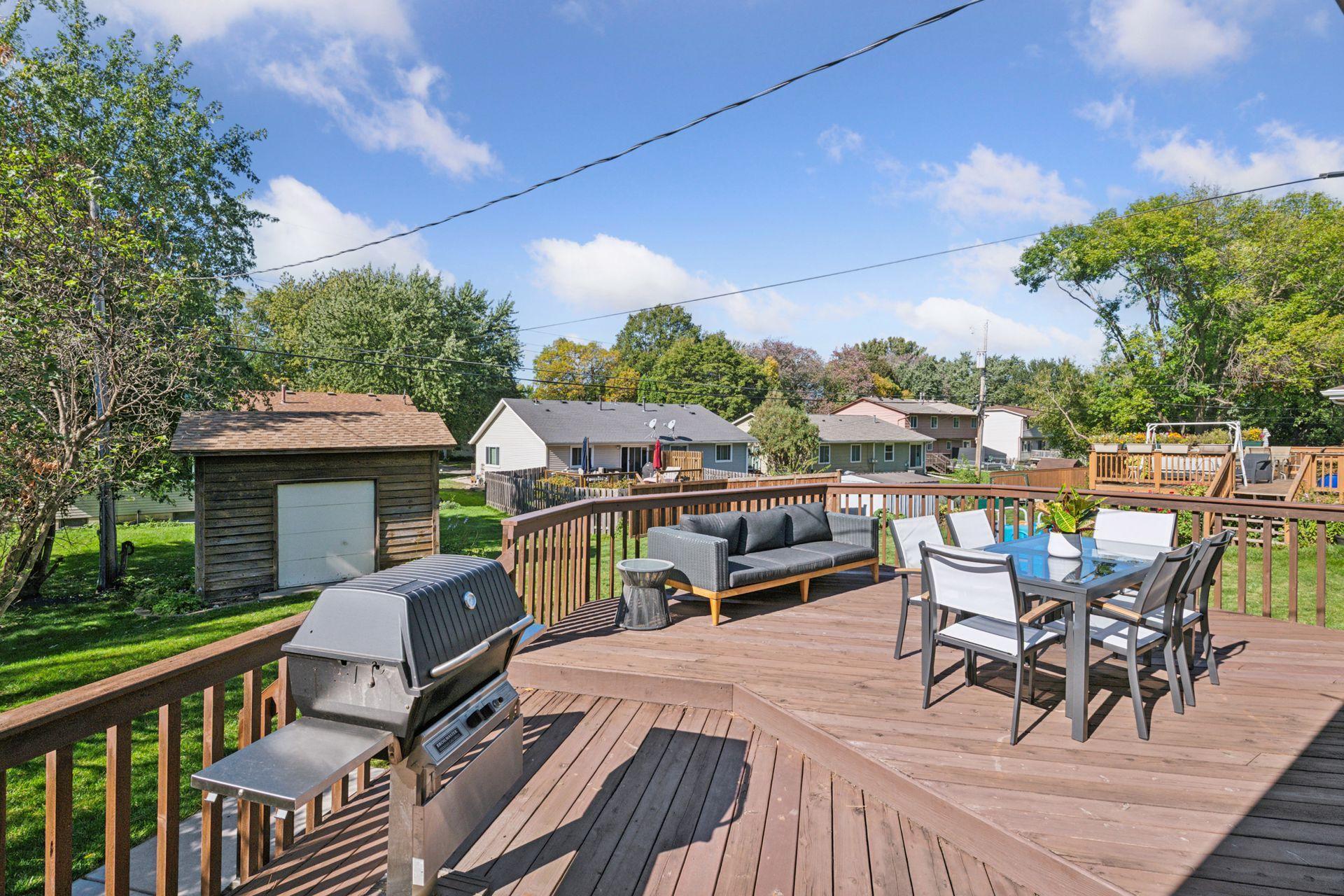 2648 Yosemite Avenue S