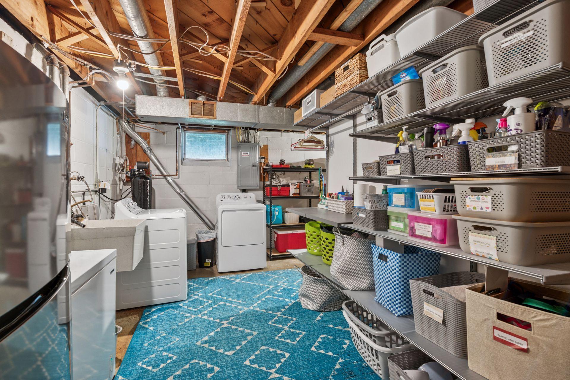 2648 Yosemite Avenue S