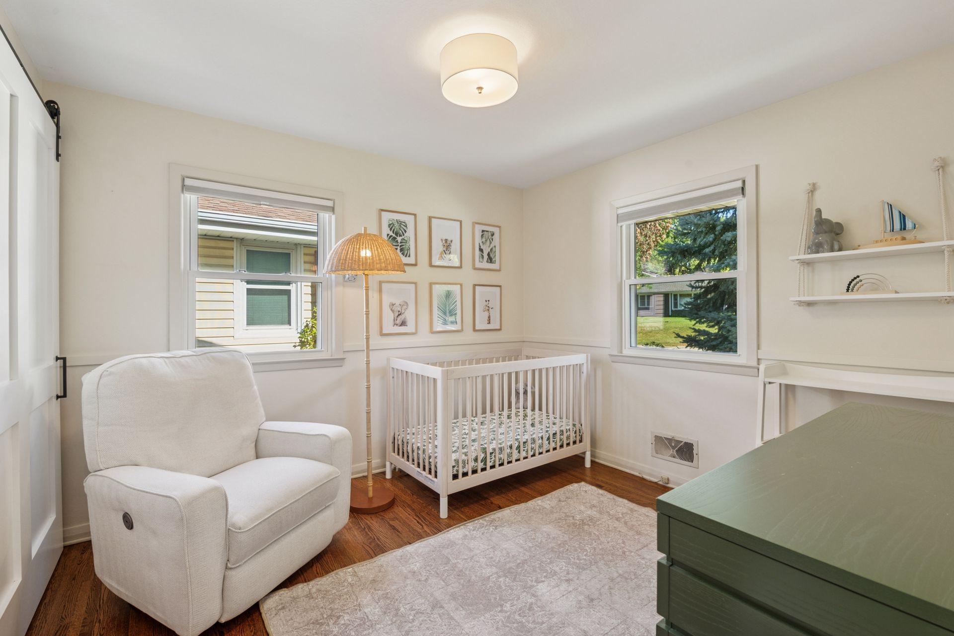 2648 Yosemite Avenue S