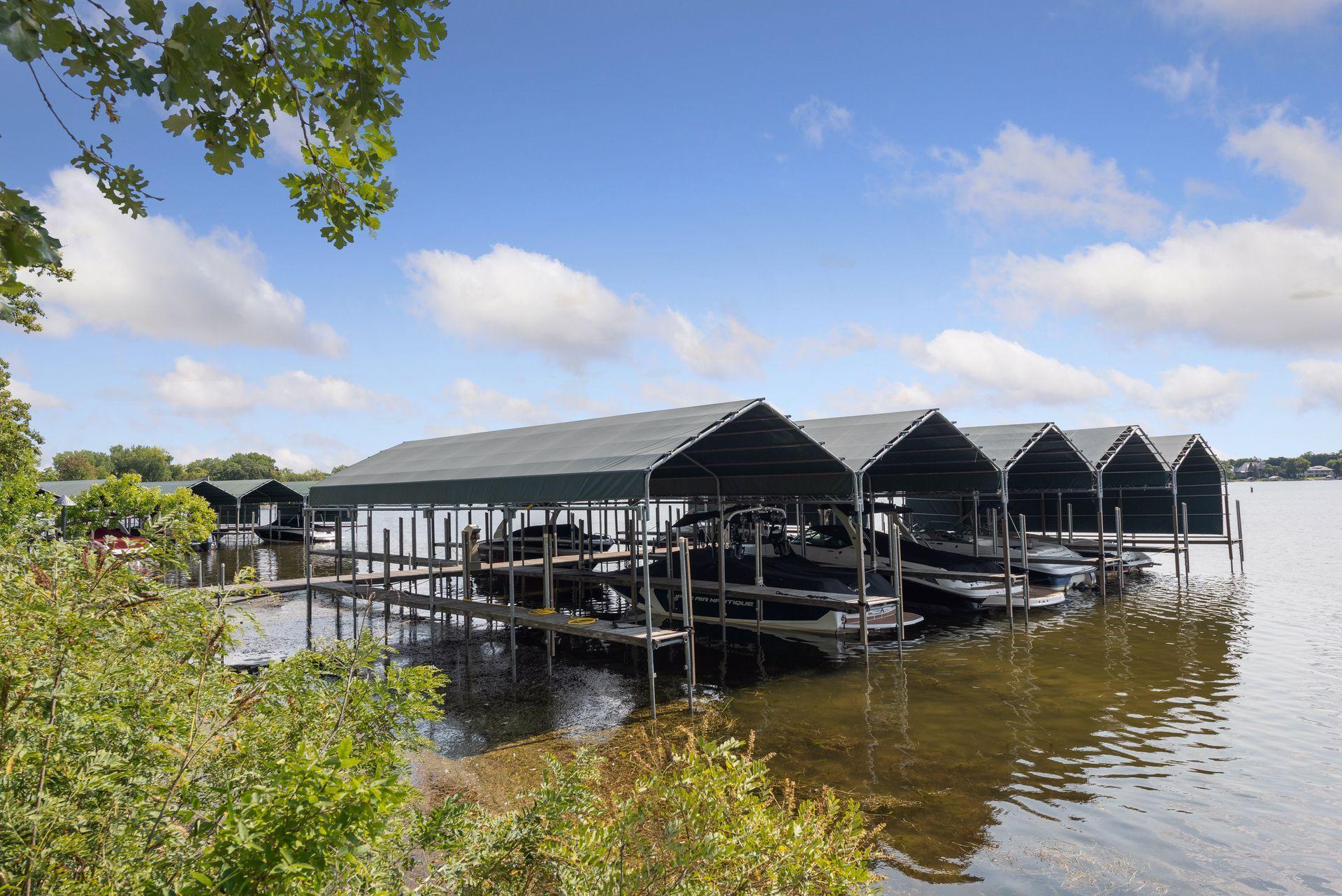 425 Carpenters Point