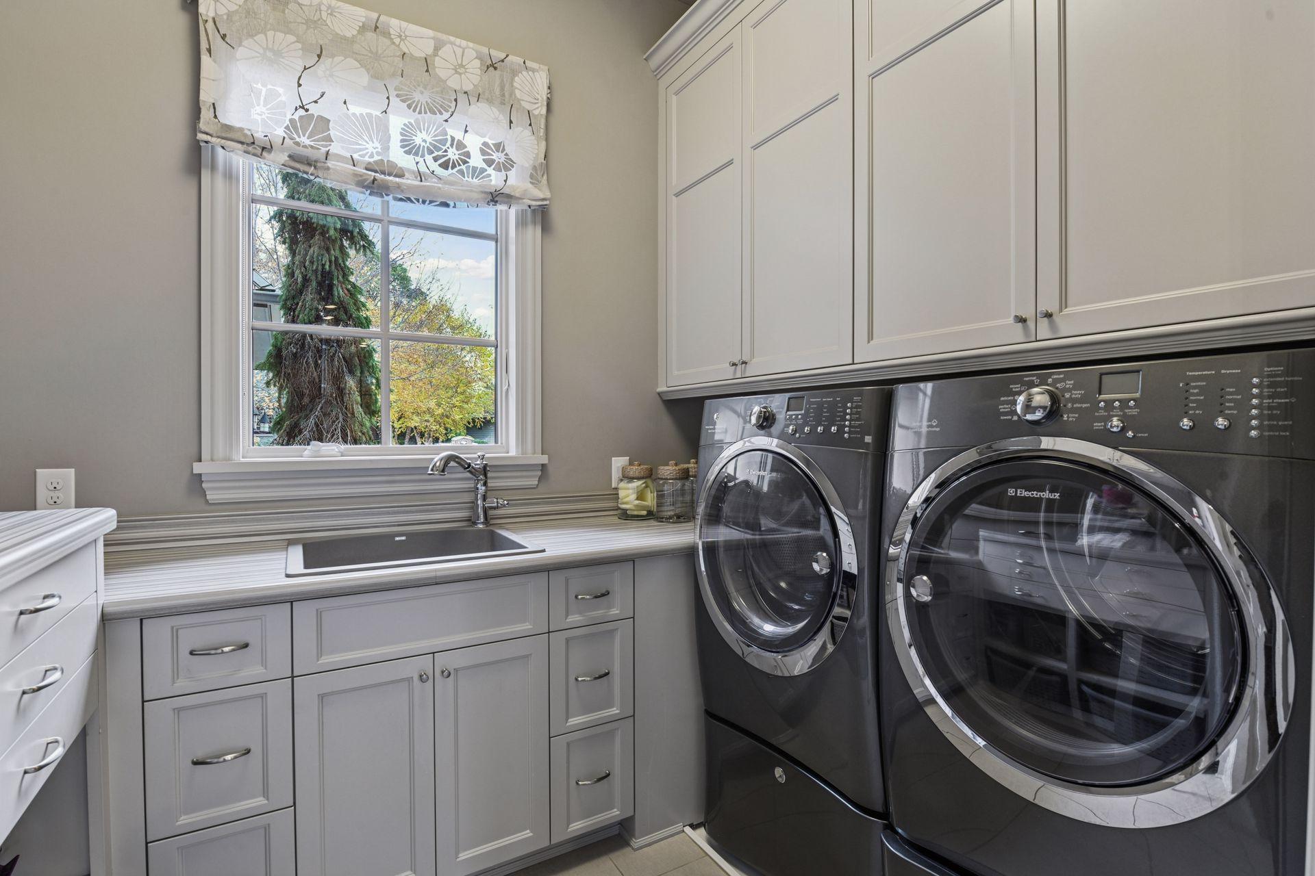 425 Carpenters Point