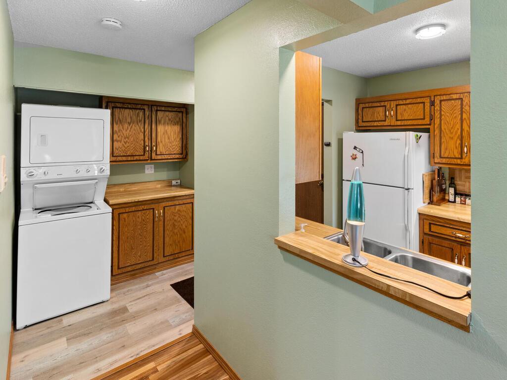 161 Mindy Lane Unit: 9