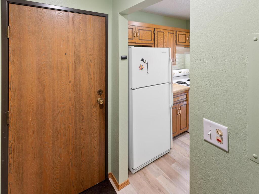 161 Mindy Lane Unit: 9