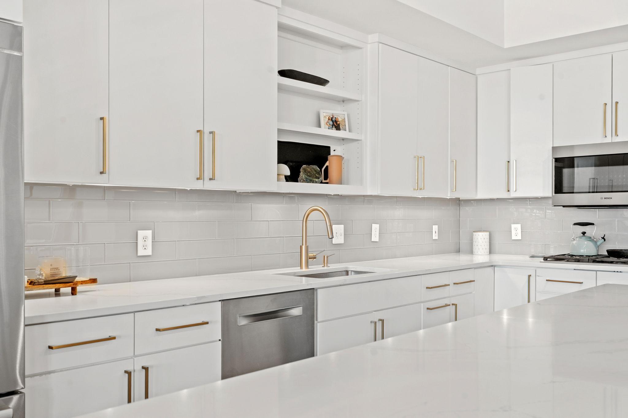 600 S 2nd Street Unit: S405