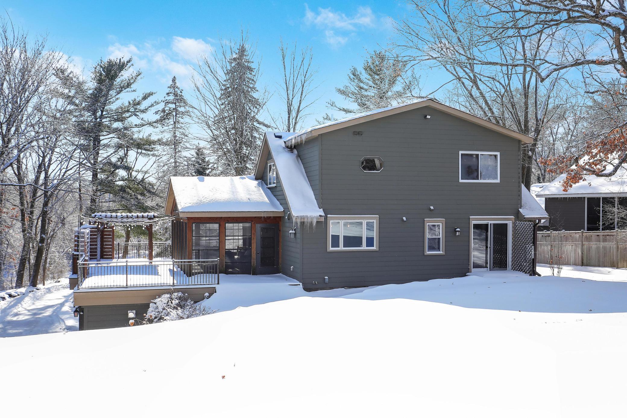 14908 Glen Oak Street