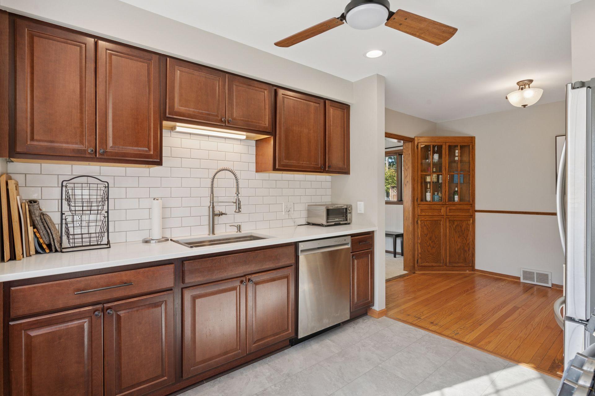 3940 Brunswick Avenue S