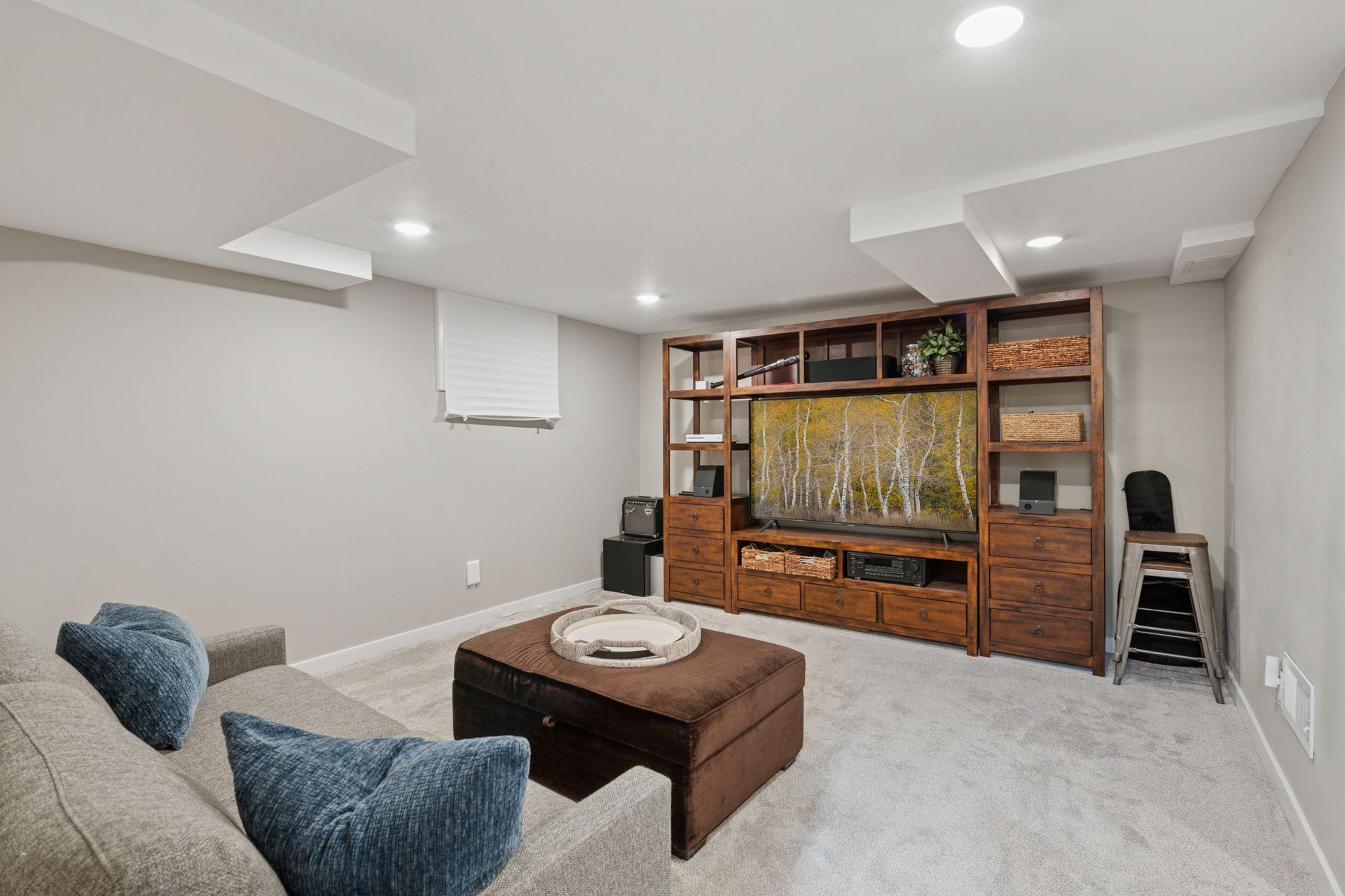 3940 Brunswick Avenue S