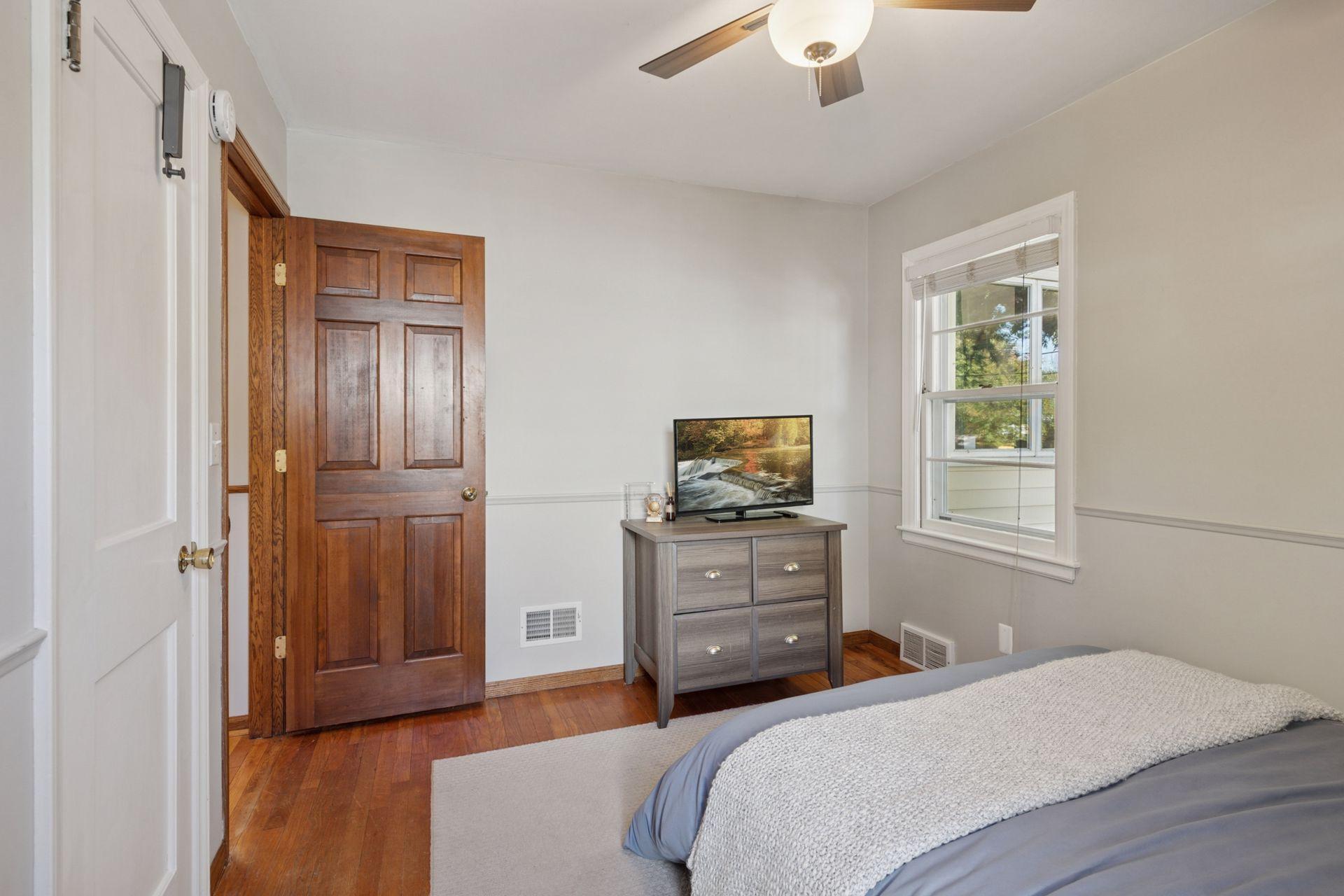 3940 Brunswick Avenue S