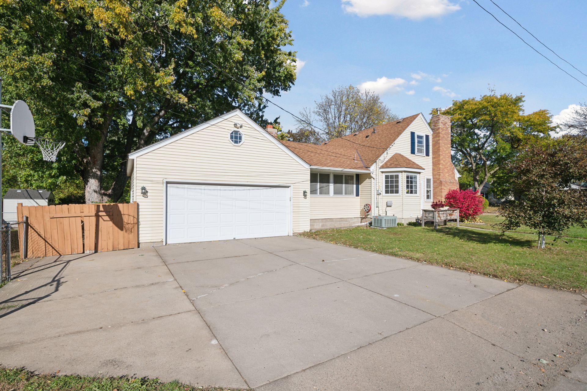 3940 Brunswick Avenue S