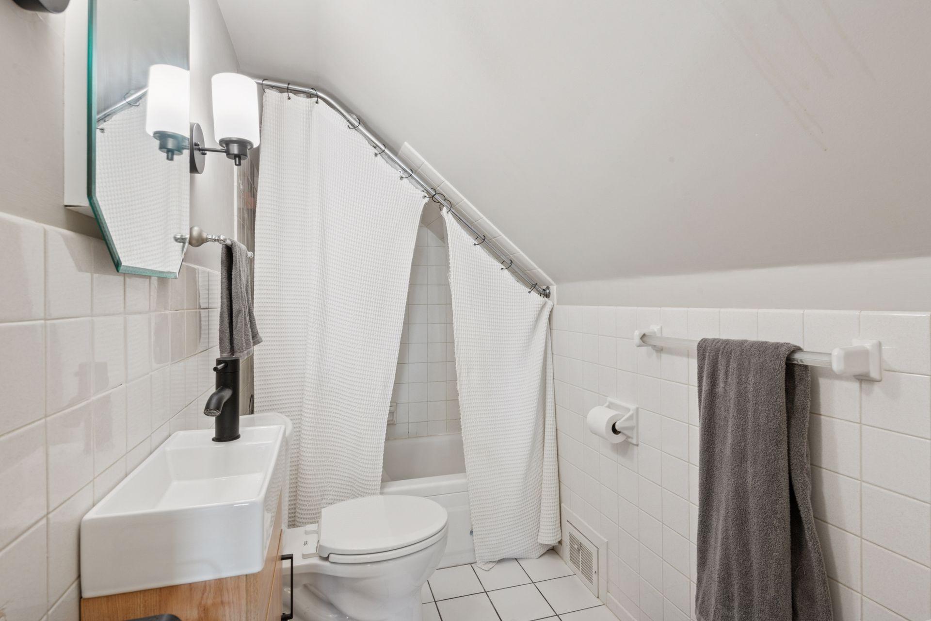 3940 Brunswick Avenue S