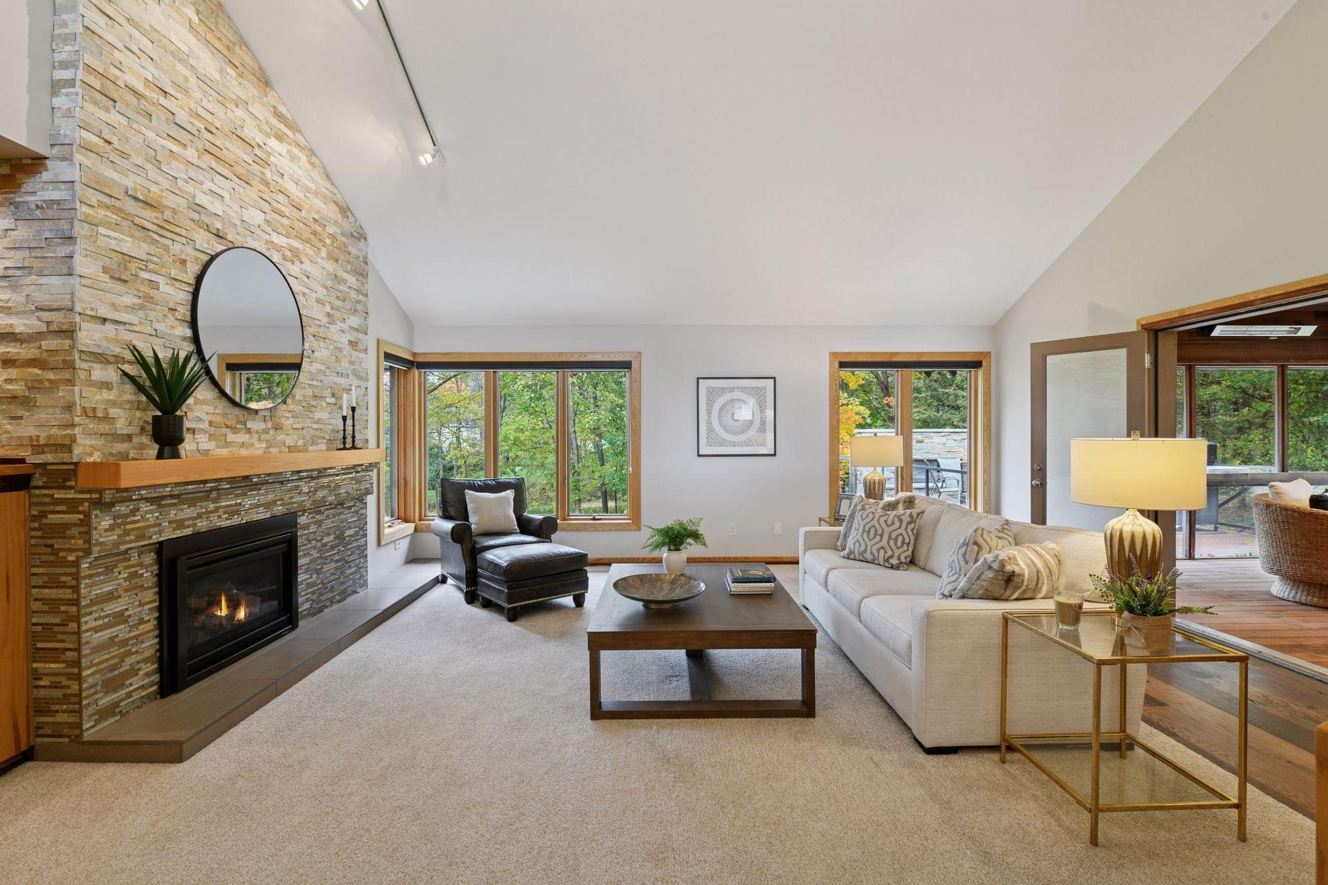 5880 Boulder Bridge Lane
