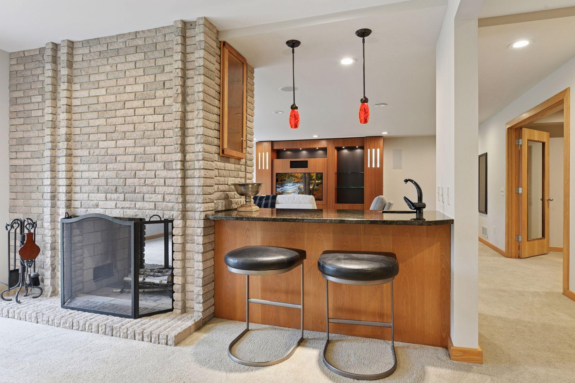 5880 Boulder Bridge Lane