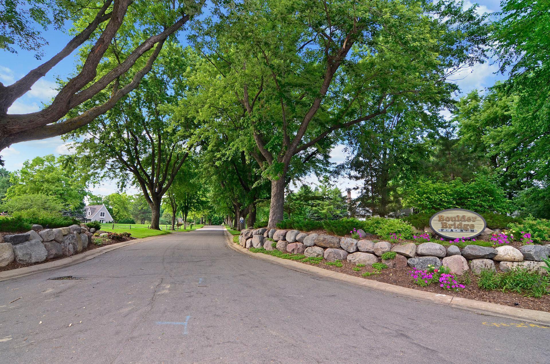 5880 Boulder Bridge Lane