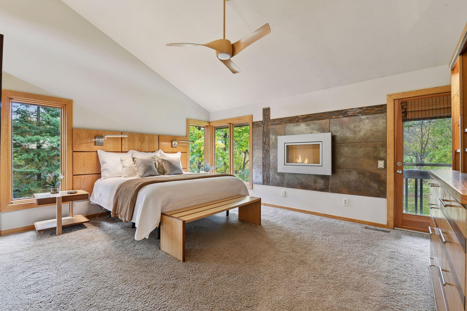 5880 Boulder Bridge Lane