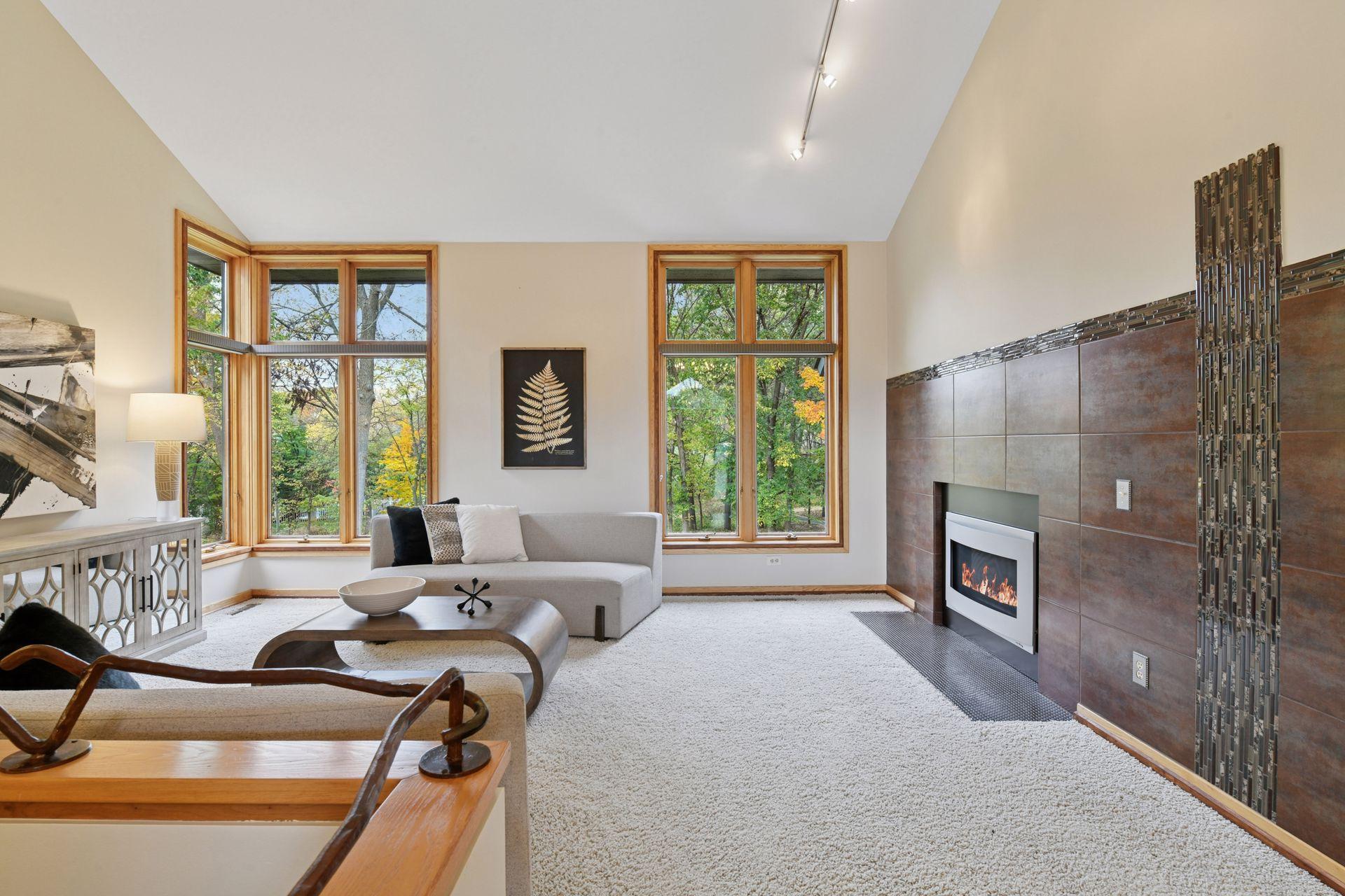 5880 Boulder Bridge Lane