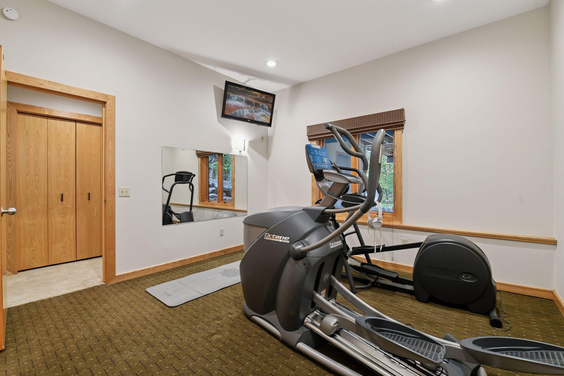 5880 Boulder Bridge Lane