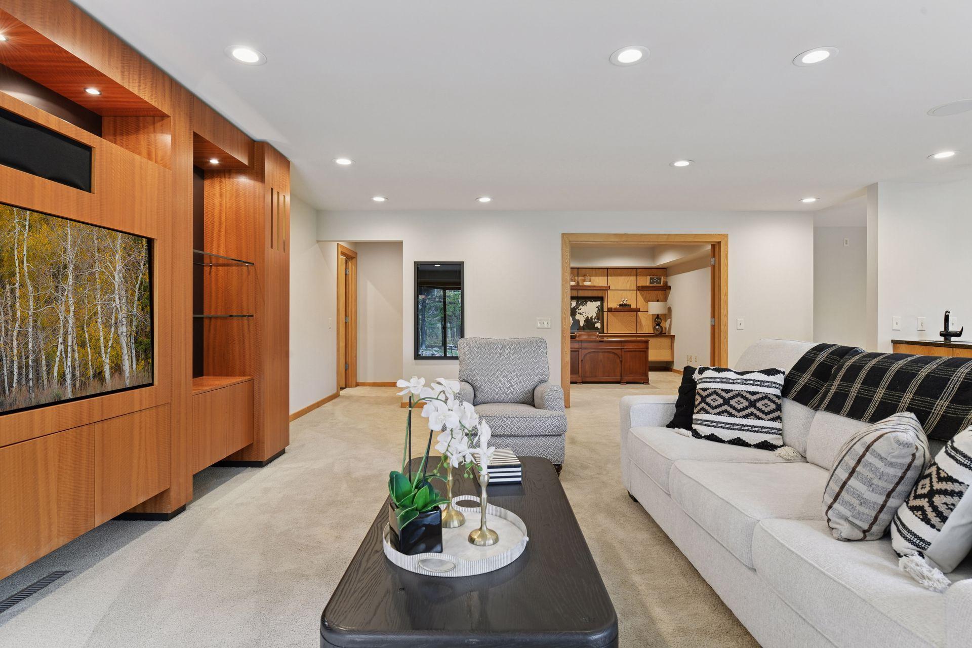 5880 Boulder Bridge Lane