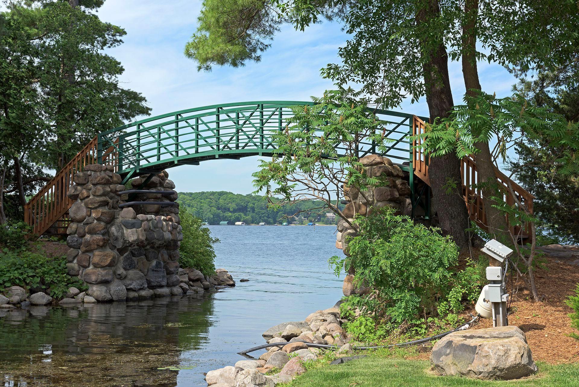 5880 Boulder Bridge Lane