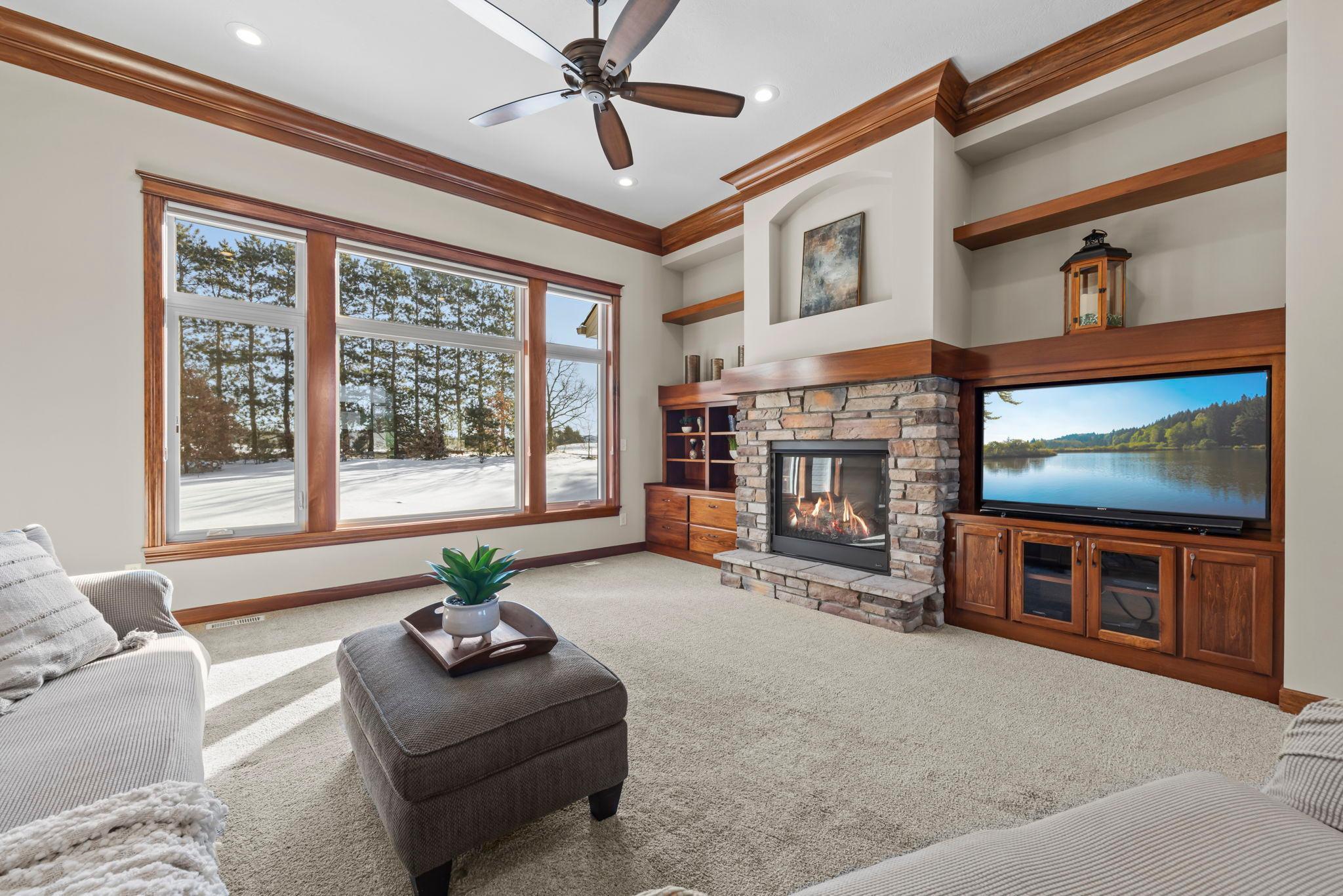 19541 Yellow Pine Street NW