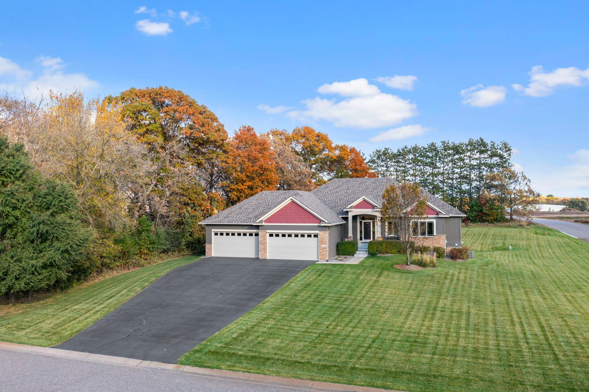 19541 Yellow Pine Street NW