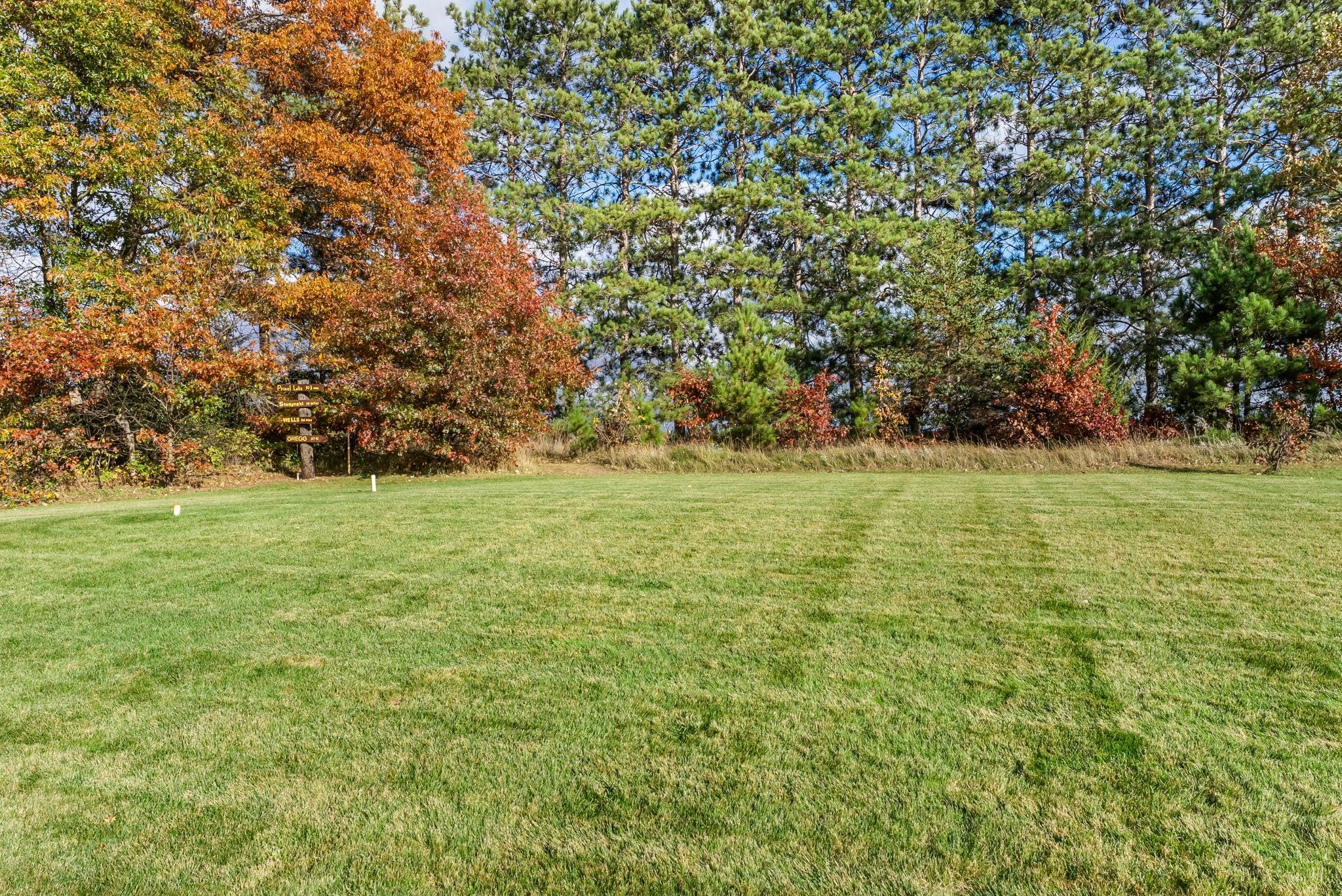 19541 Yellow Pine Street NW