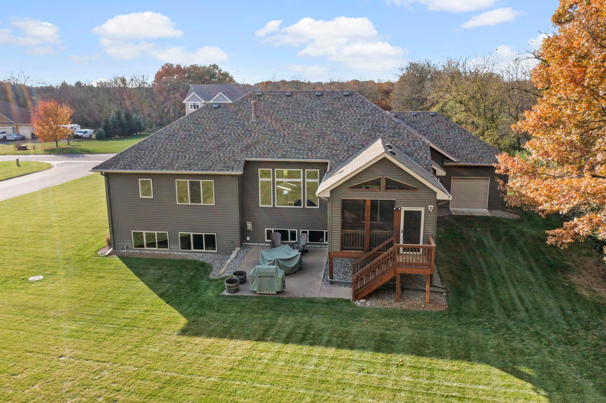 19541 Yellow Pine Street NW