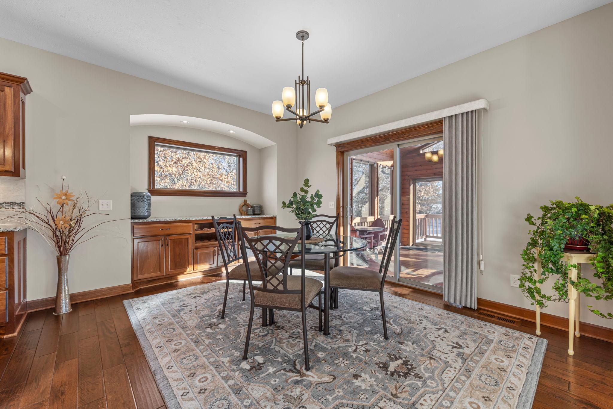 19541 Yellow Pine Street NW