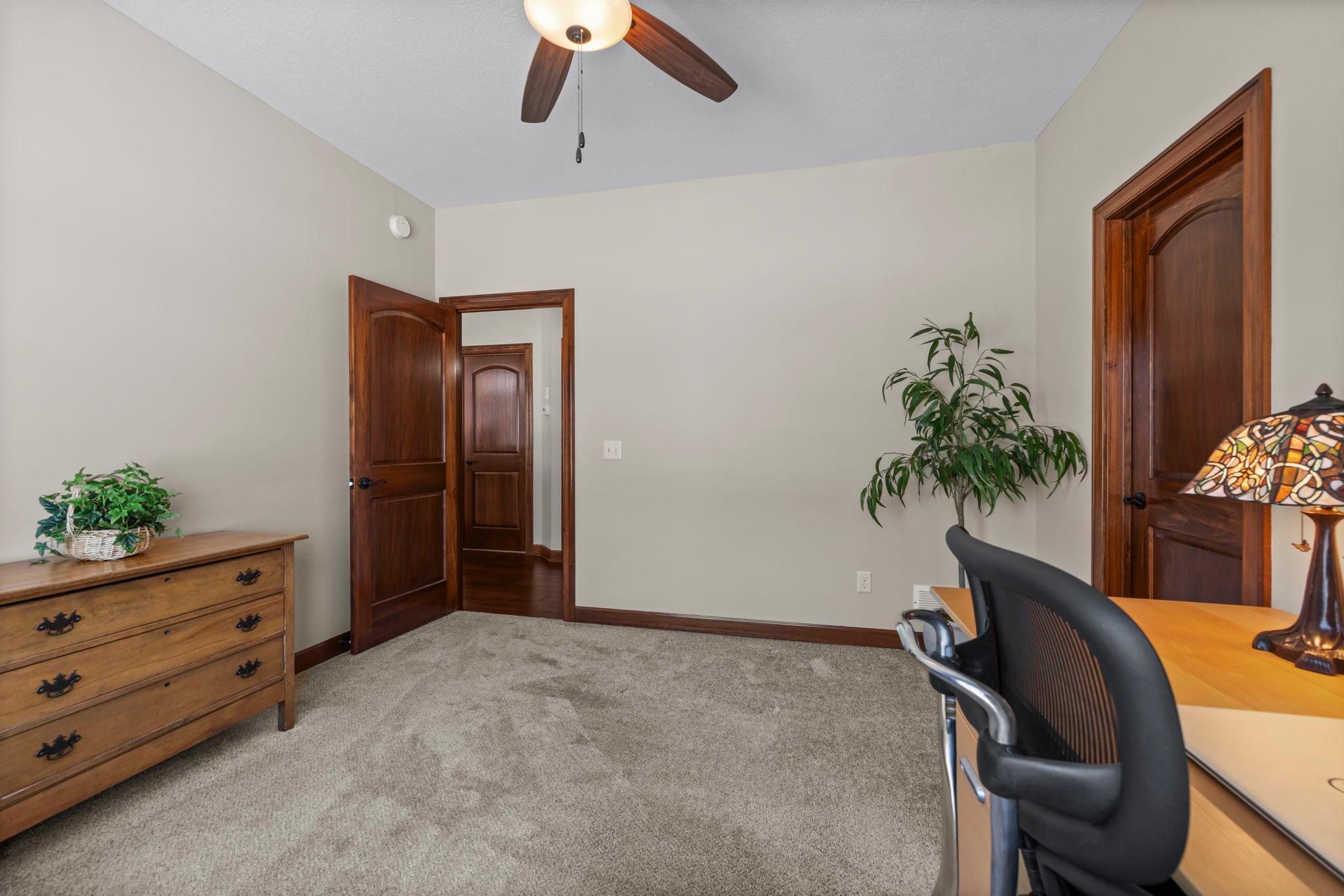 19541 Yellow Pine Street NW