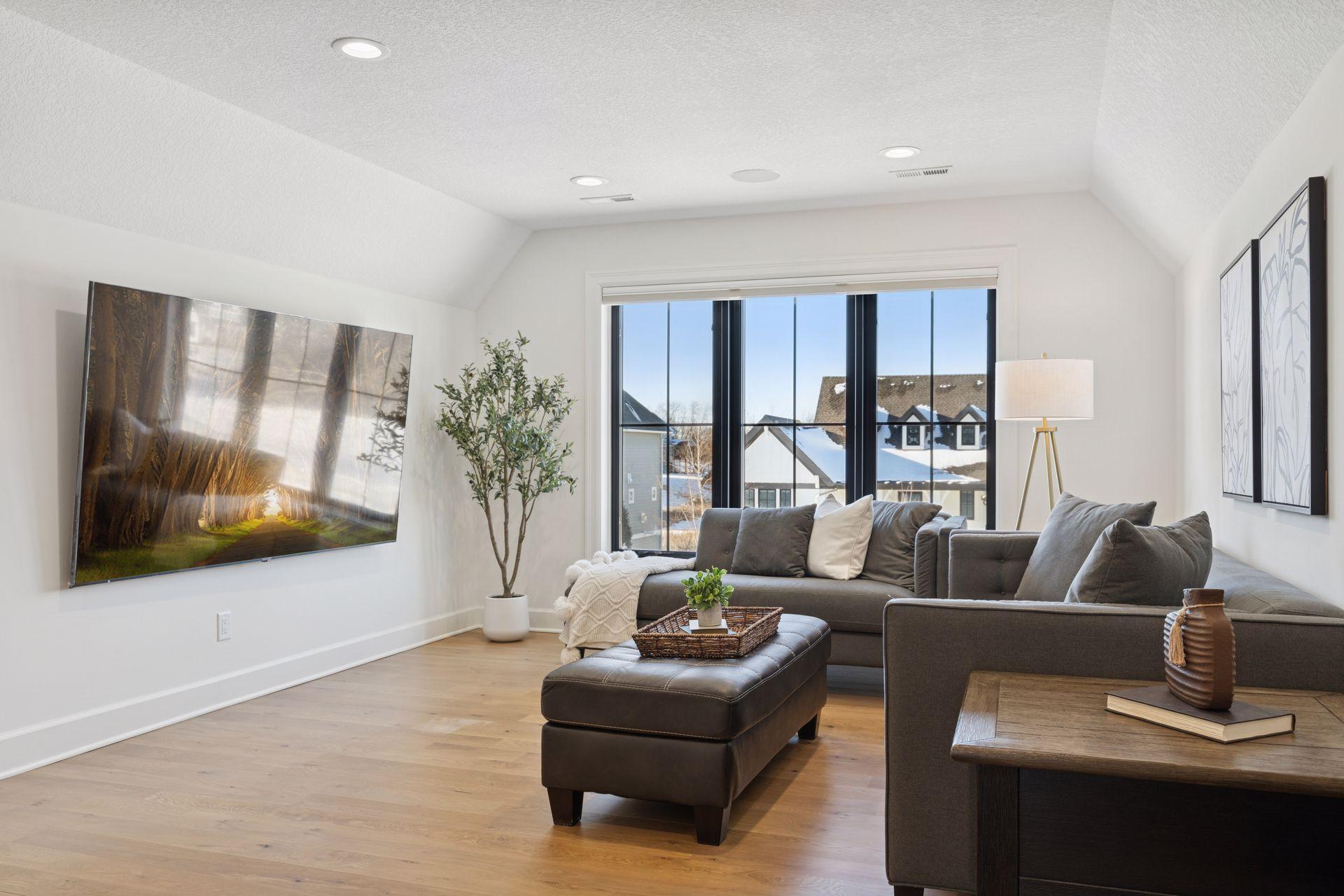 3734 Woodland Cove Parkway