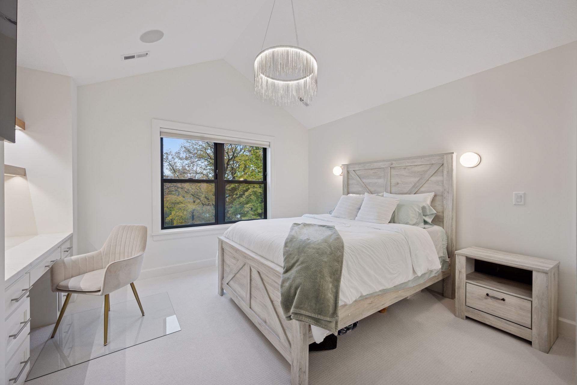 3734 Woodland Cove Parkway