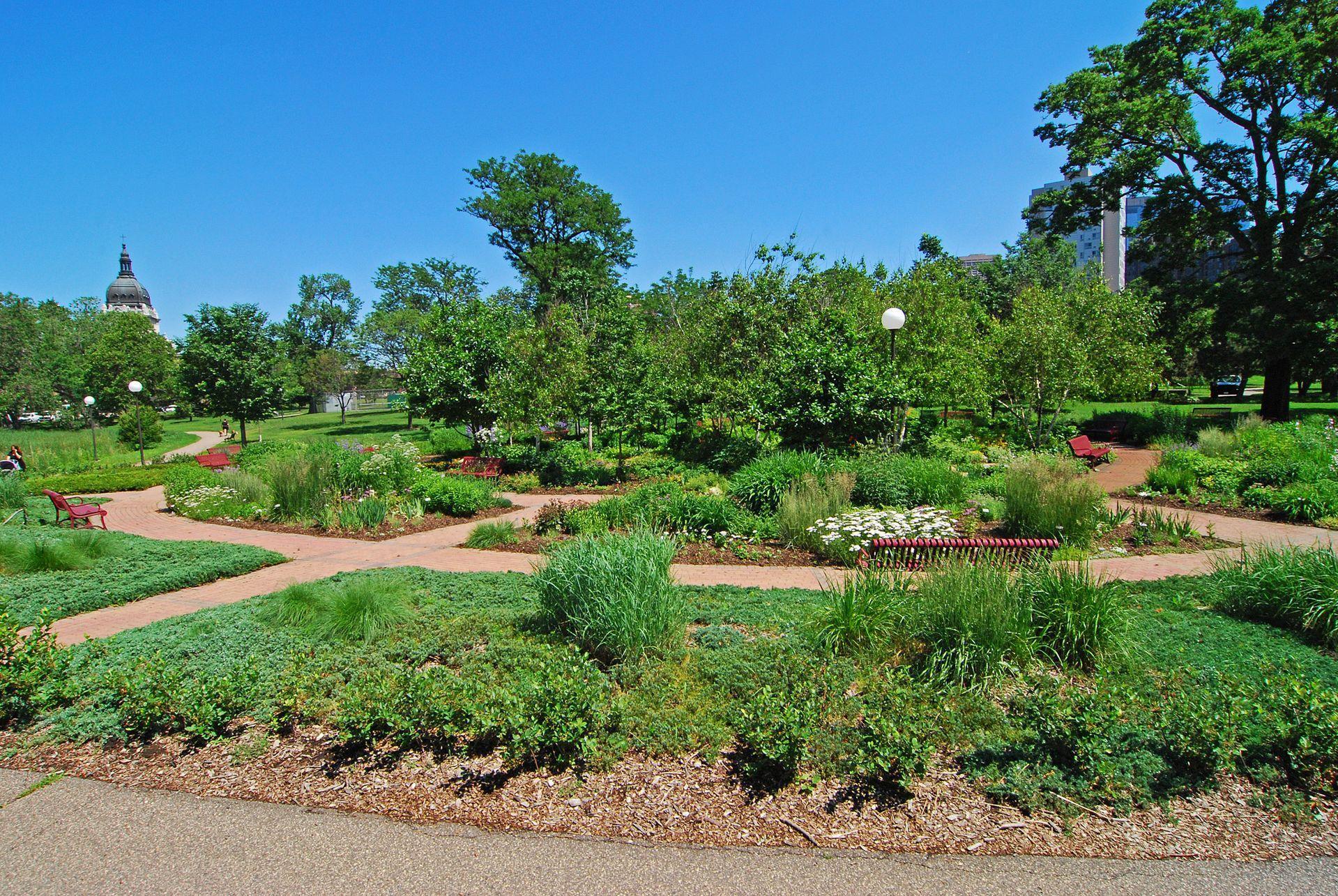 111 E Franklin Avenue Unit: 307