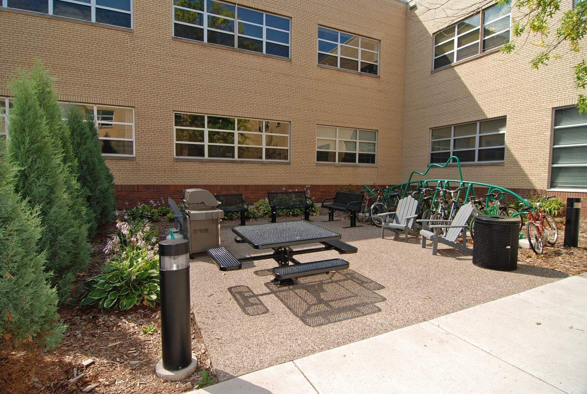 111 E Franklin Avenue Unit: 307