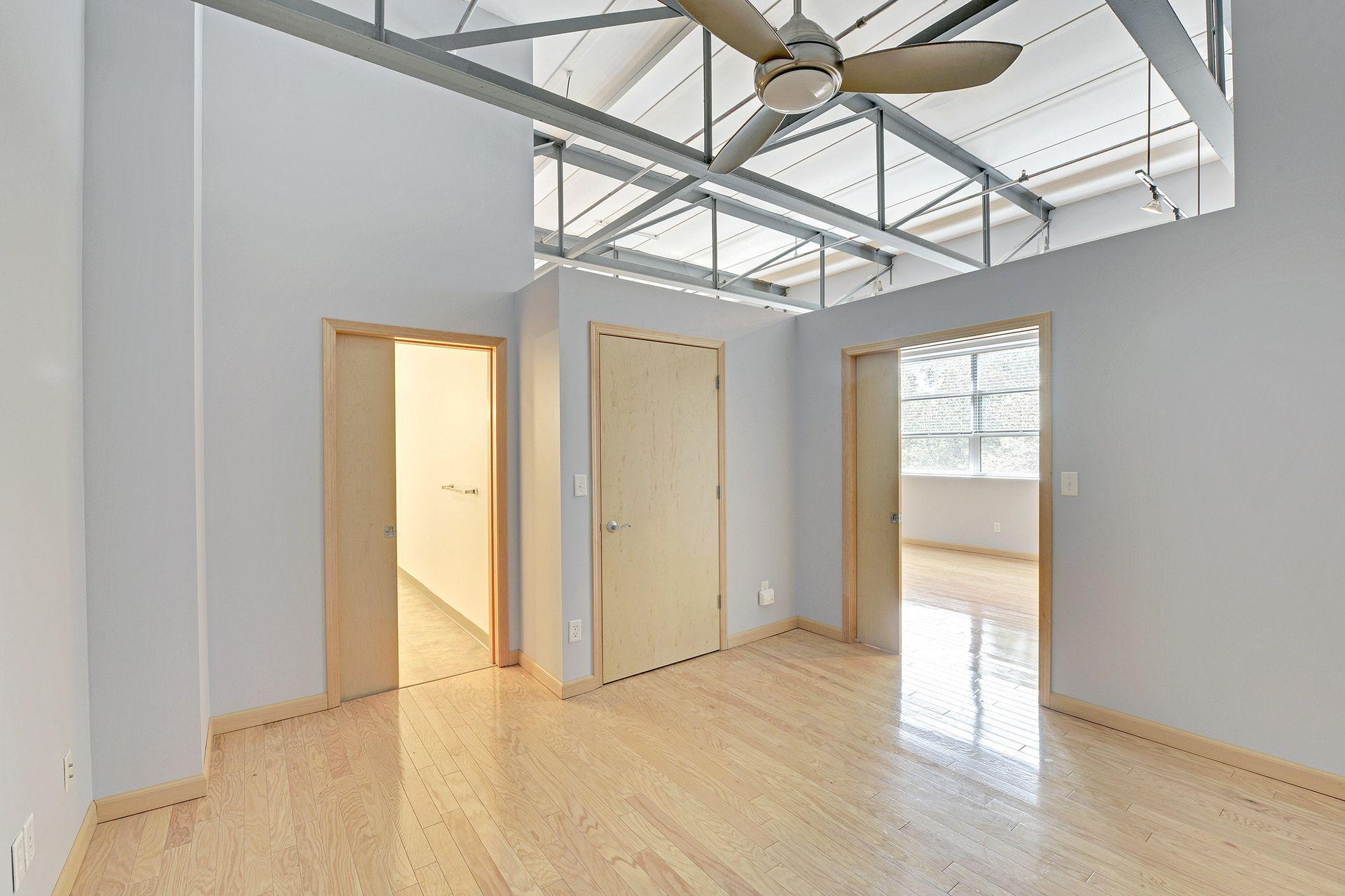 111 E Franklin Avenue Unit: 307