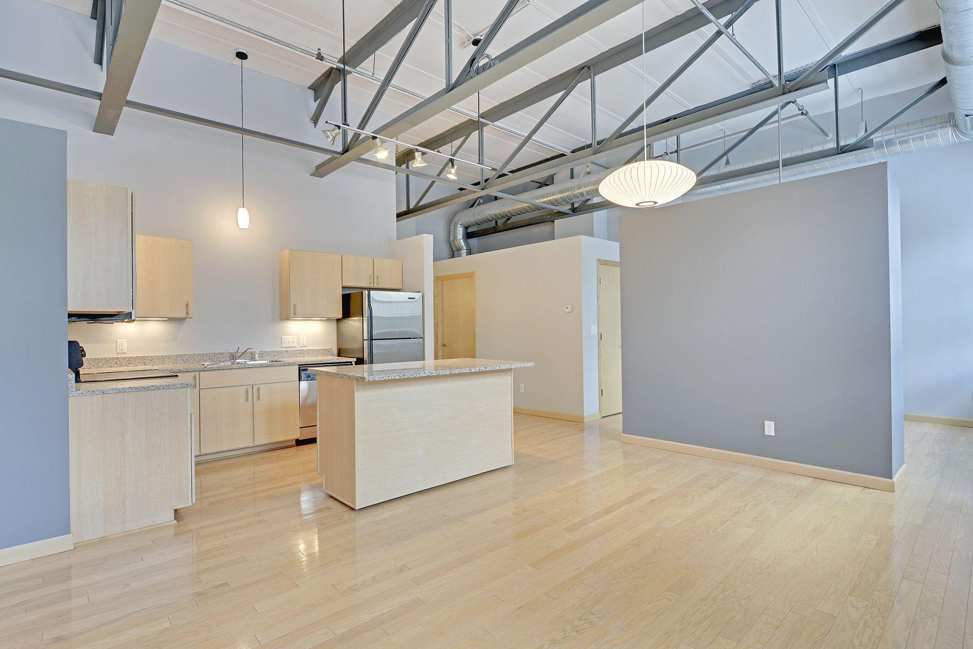 111 E Franklin Avenue Unit: 307