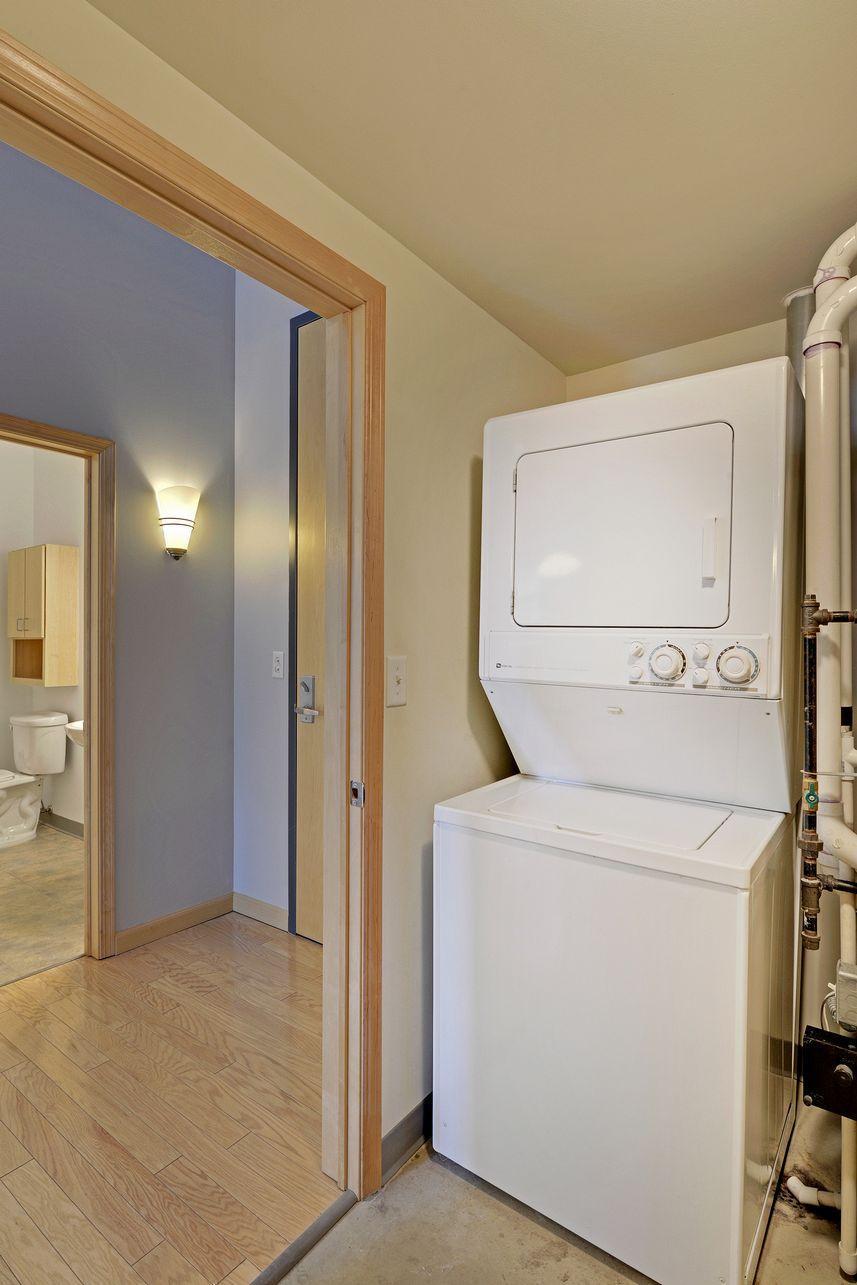 111 E Franklin Avenue Unit: 307