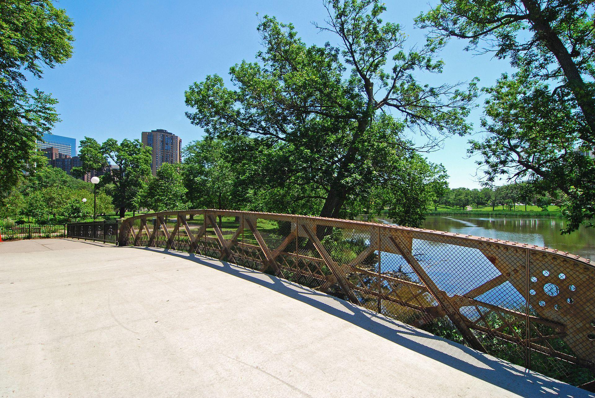 111 E Franklin Avenue Unit: 307