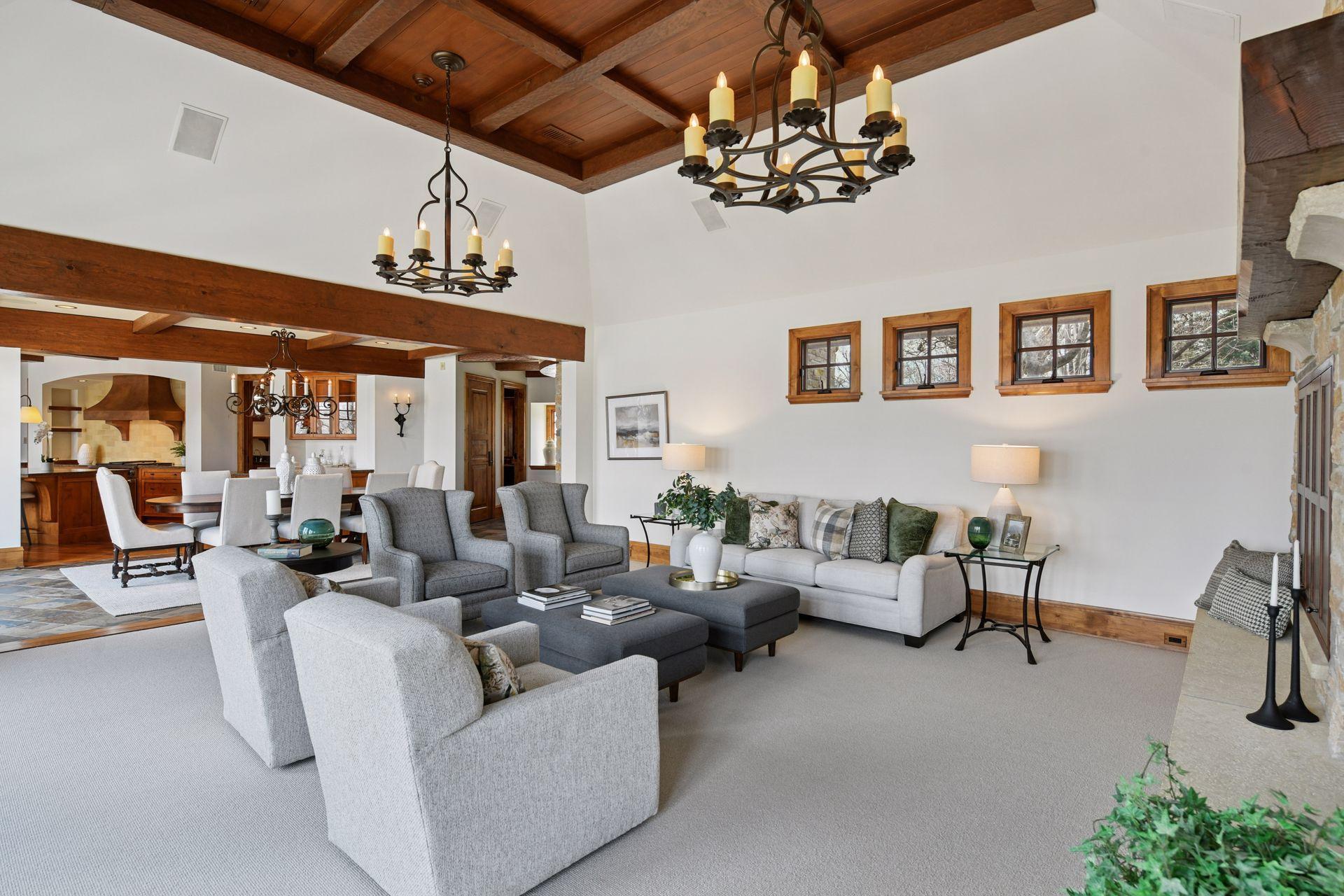 12535 Beach Circle