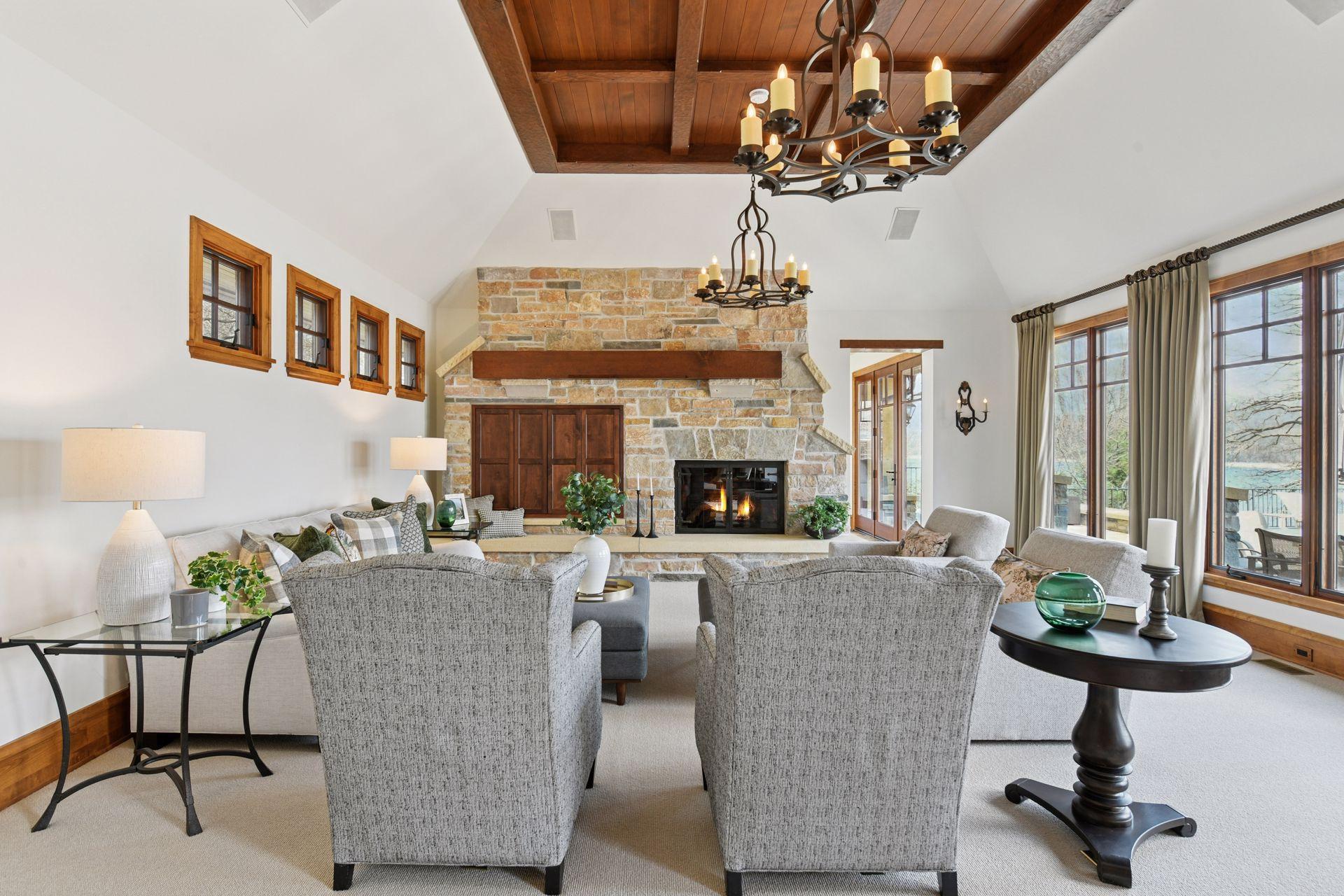 12535 Beach Circle