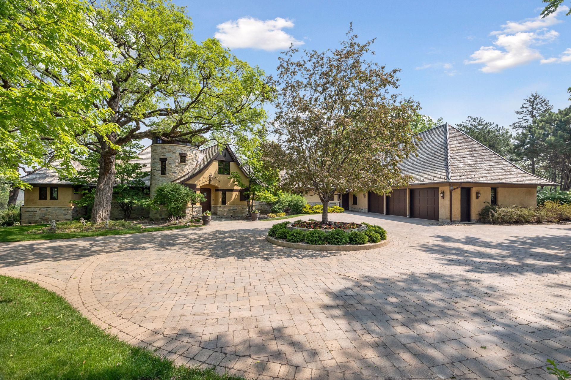 12535 Beach Circle