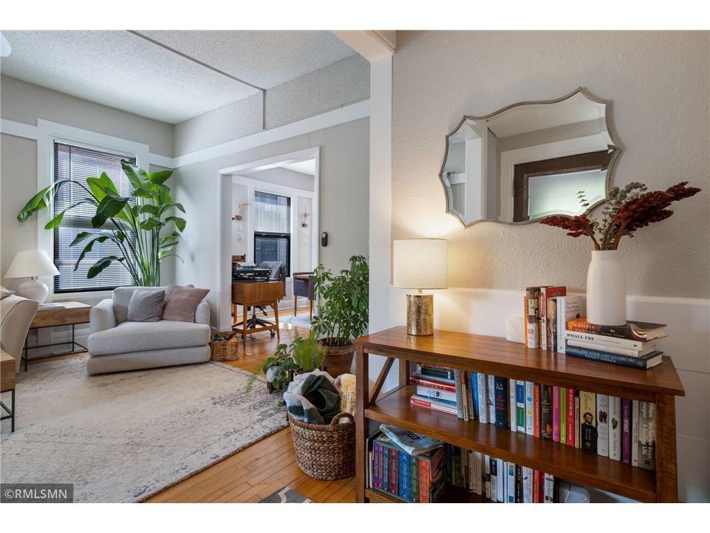 3136 Lyndale Avenue S