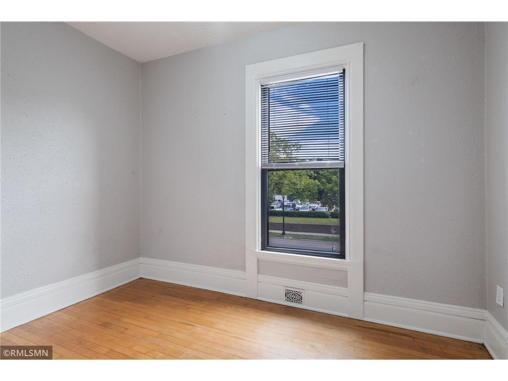 3136 Lyndale Avenue S